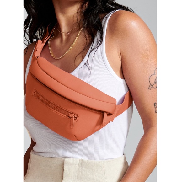 Dagne Dover Handbags - Dagne Dover Ace Water Resistant Neoprene Belt Bag - Color Coyote